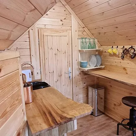Woodland Cabin With Hot Tub & Log Burner Barmouth Exterior photo
